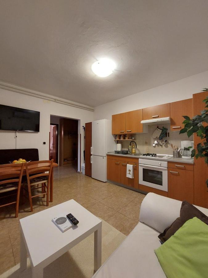 Appartamento Apartman Gina Labin  Esterno foto